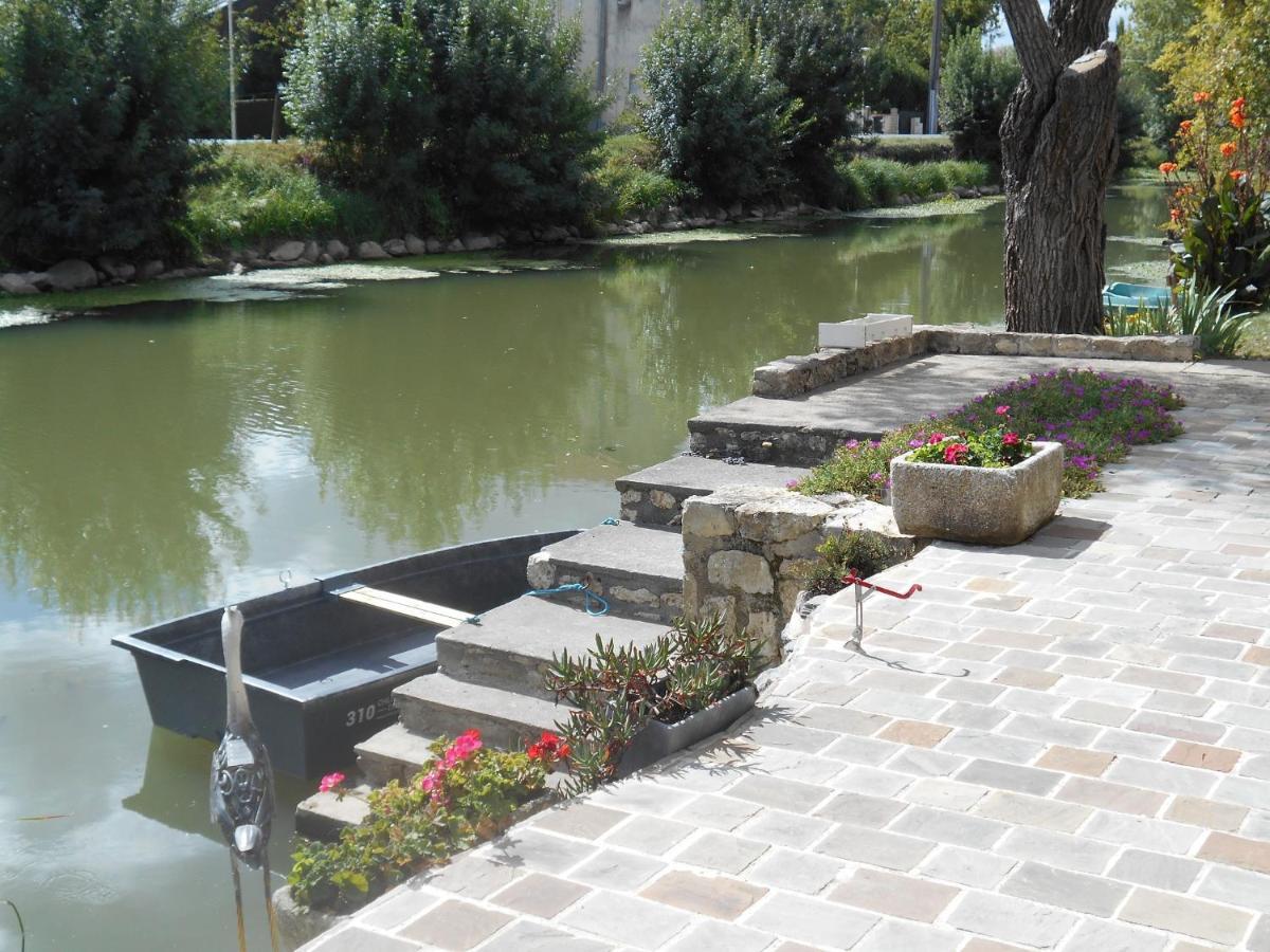 Marais Poitevin Bord Riviere Peche ,Barque, Velos, Wifi, Linge, Cheminee, Cuisine, Terrain De Boules La Taillee 외부 사진