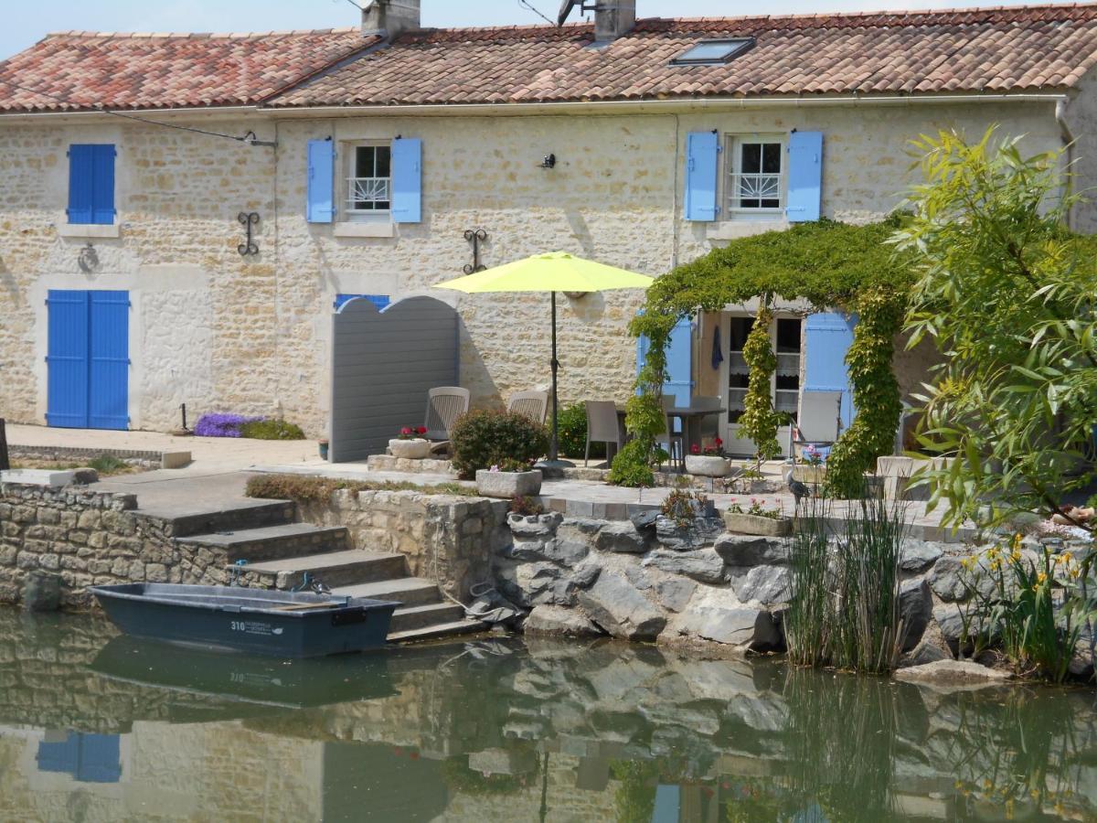 Marais Poitevin Bord Riviere Peche ,Barque, Velos, Wifi, Linge, Cheminee, Cuisine, Terrain De Boules La Taillee 외부 사진