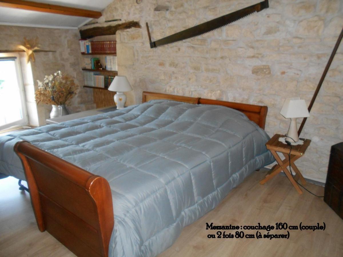Marais Poitevin Bord Riviere Peche ,Barque, Velos, Wifi, Linge, Cheminee, Cuisine, Terrain De Boules La Taillee 외부 사진