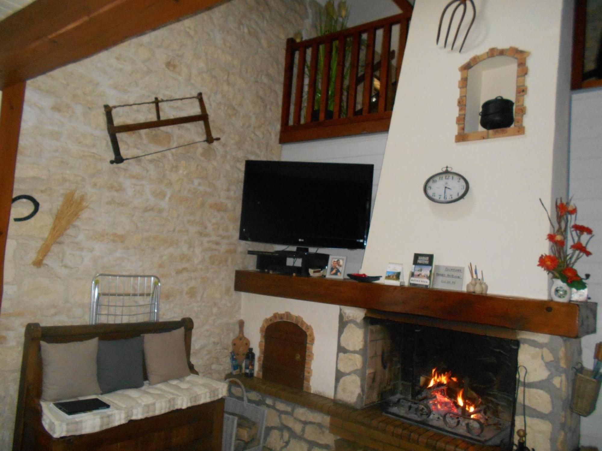 Marais Poitevin Bord Riviere Peche ,Barque, Velos, Wifi, Linge, Cheminee, Cuisine, Terrain De Boules La Taillee 외부 사진
